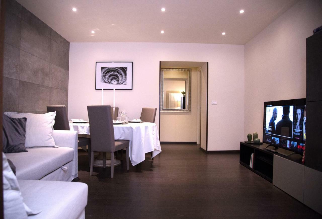 H-Aviva Giubbonari Apartment Рим Екстер'єр фото