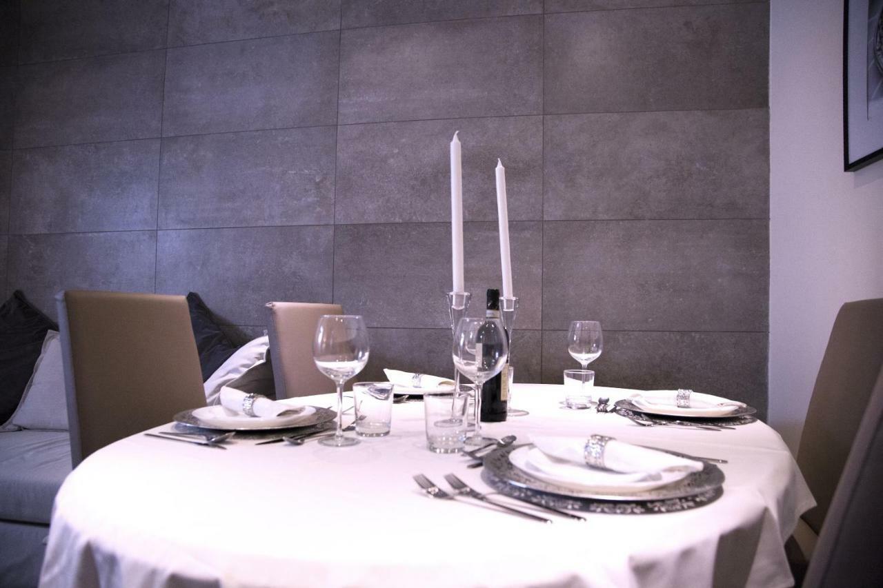 H-Aviva Giubbonari Apartment Рим Екстер'єр фото